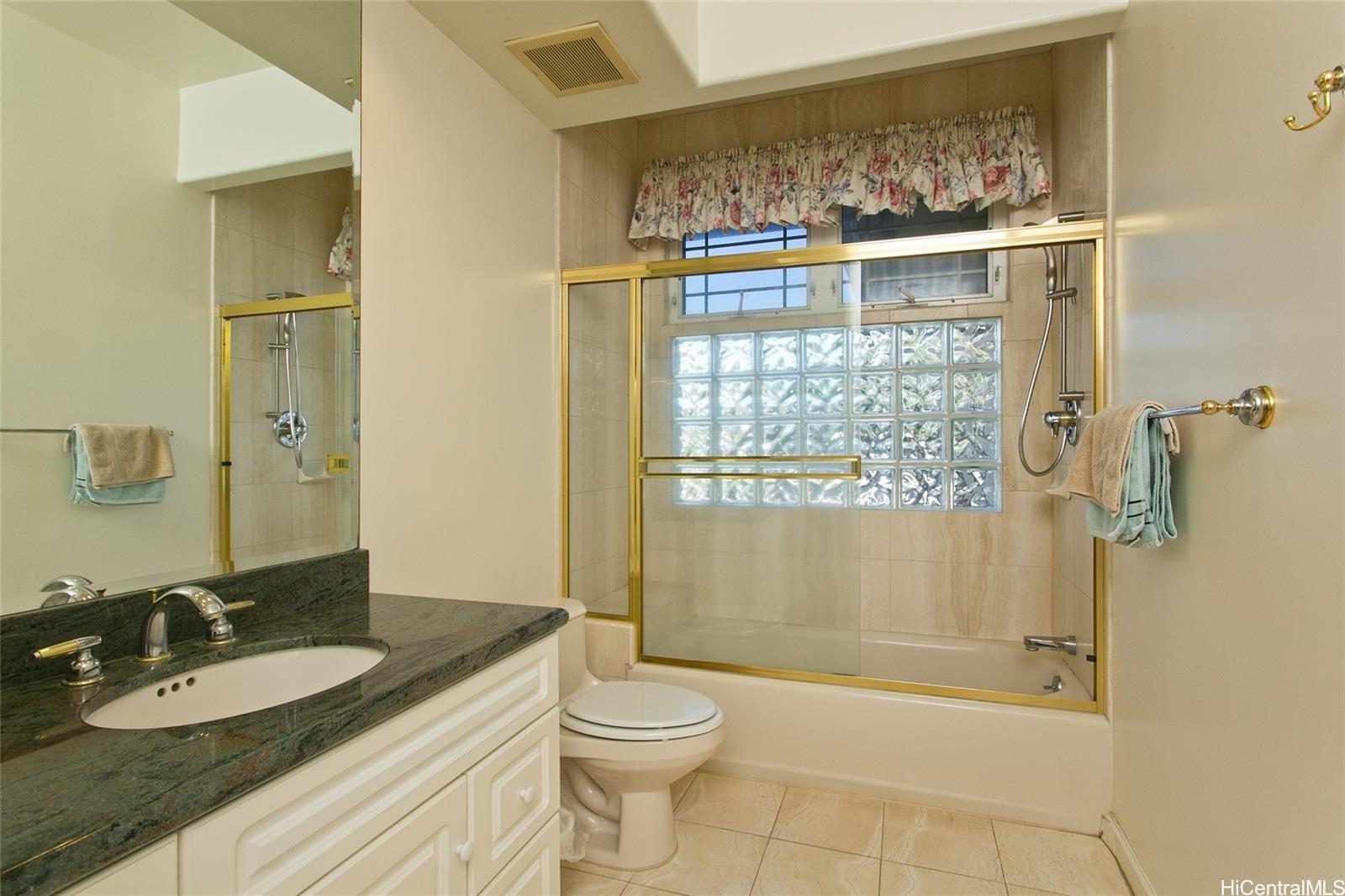 4347  Pahoa Ave Kahala Area, Diamond Head home - photo 21 of 25