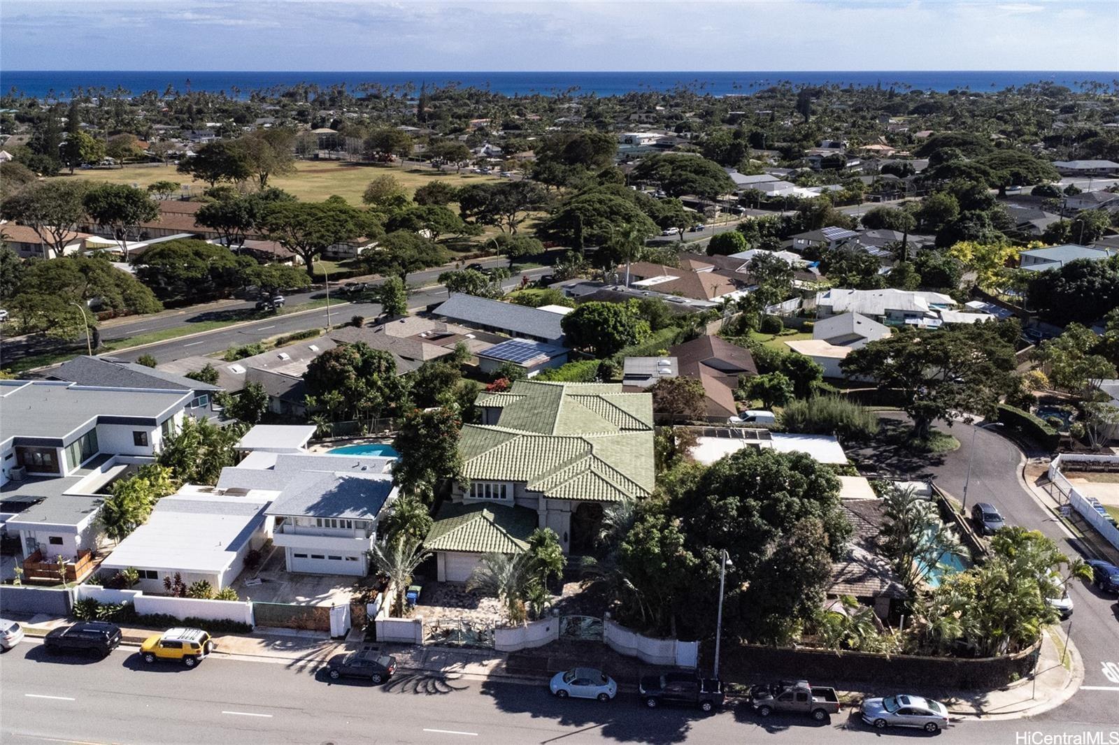 4347  Pahoa Ave Kahala Area, Diamond Head home - photo 2 of 25