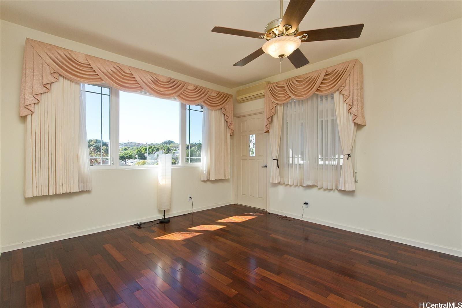 4347  Pahoa Ave Kahala Area, Diamond Head home - photo 24 of 25