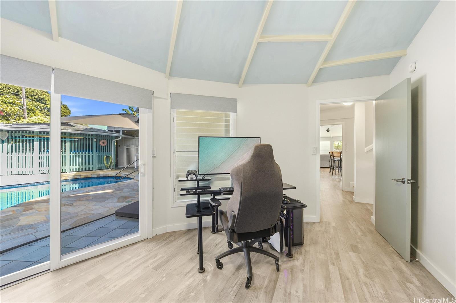 435  Kalaheo Ave Kalama Tract, Kailua home - photo 16 of 25