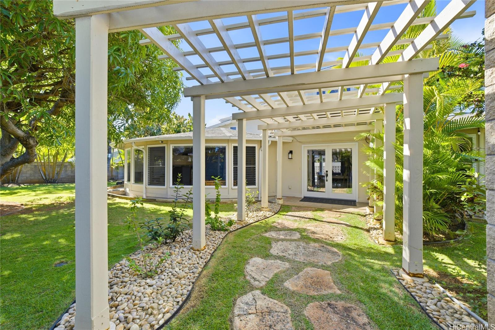 435  Kalaheo Ave Kalama Tract, Kailua home - photo 5 of 25