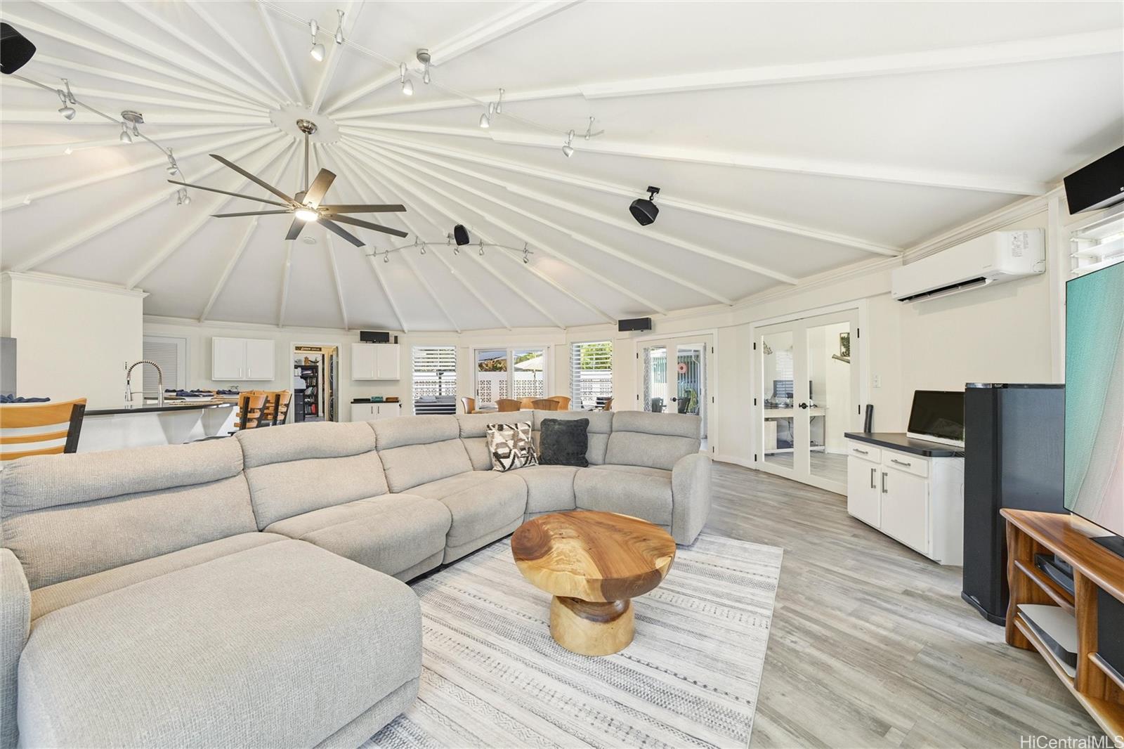 435  Kalaheo Ave Kalama Tract, Kailua home - photo 7 of 25