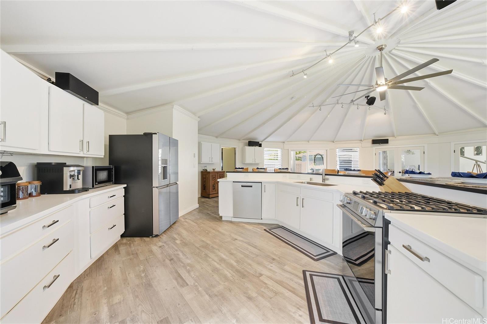 435  Kalaheo Ave Kalama Tract, Kailua home - photo 8 of 25