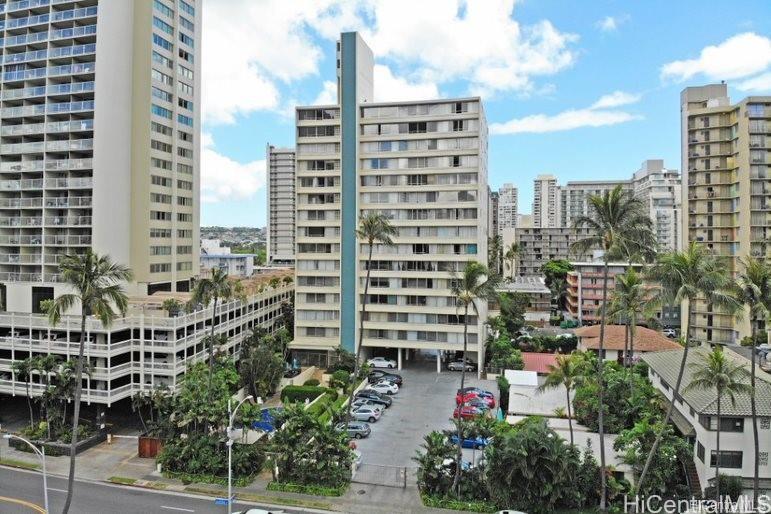 435 Seaside Ave Honolulu - Rental - photo 14 of 18