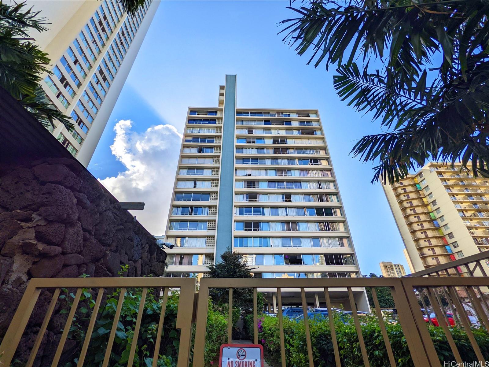 Seaside Towers condo # 209, Honolulu, Hawaii - photo 1 of 14