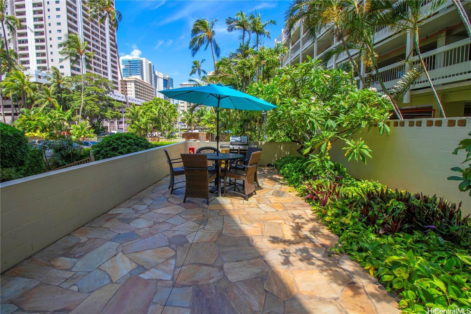 Seaside Towers condo # 209, Honolulu, Hawaii - photo 3 of 10