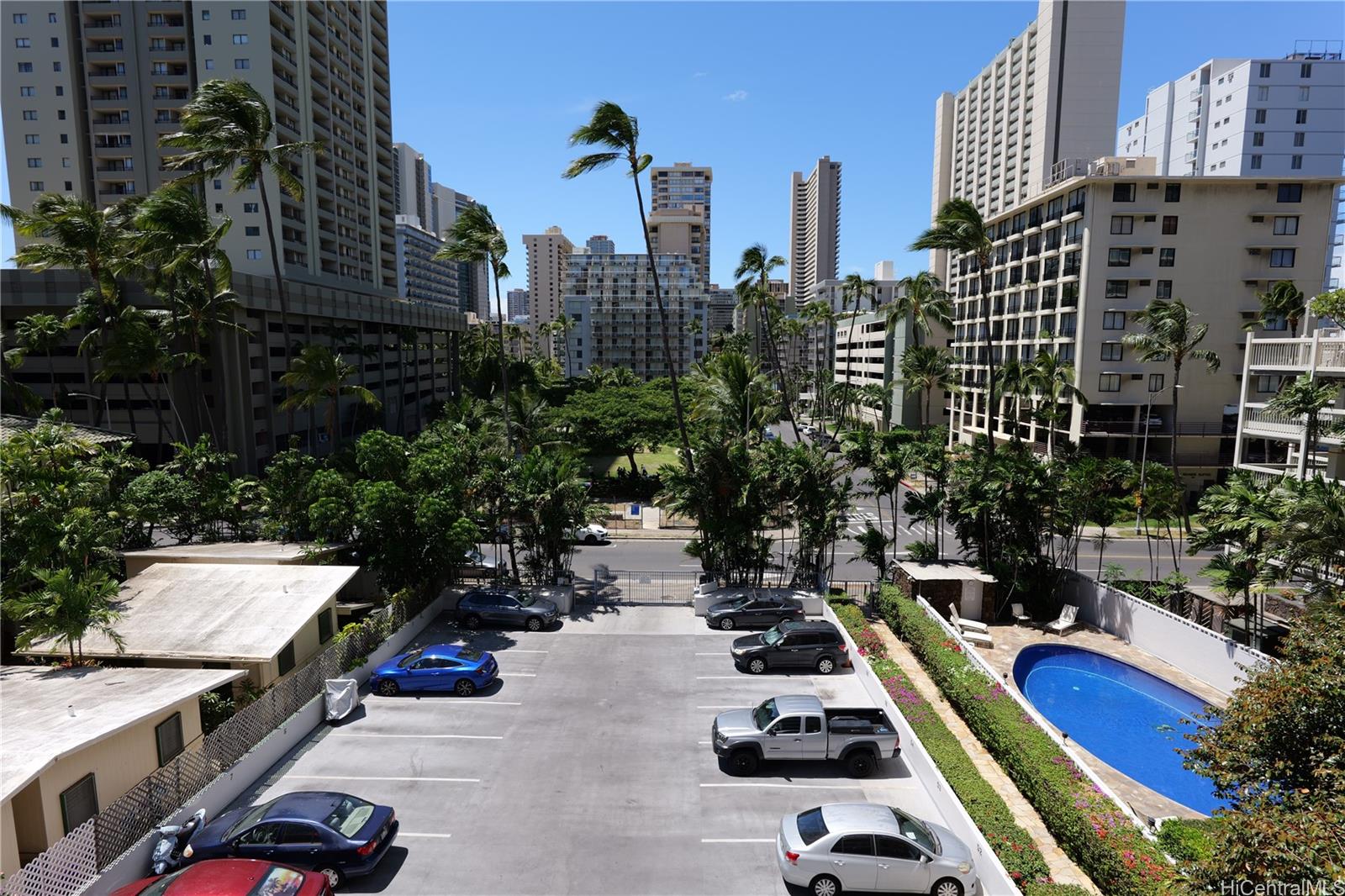 Seaside Towers condo # 404, Honolulu, Hawaii - photo 12 of 18