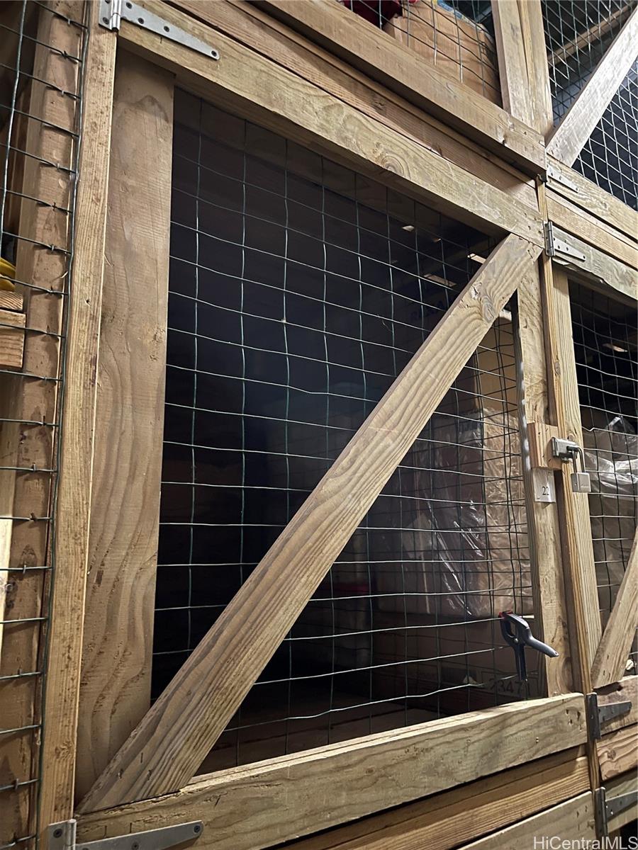 Seaside Towers condo # 404, Honolulu, Hawaii - photo 17 of 18