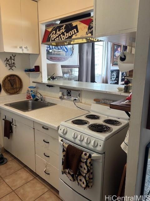 Seaside Towers condo # 902, Honolulu, Hawaii - photo 3 of 8