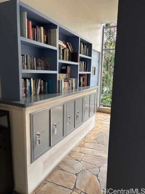 Seaside Towers condo # 902, Honolulu, Hawaii - photo 7 of 8