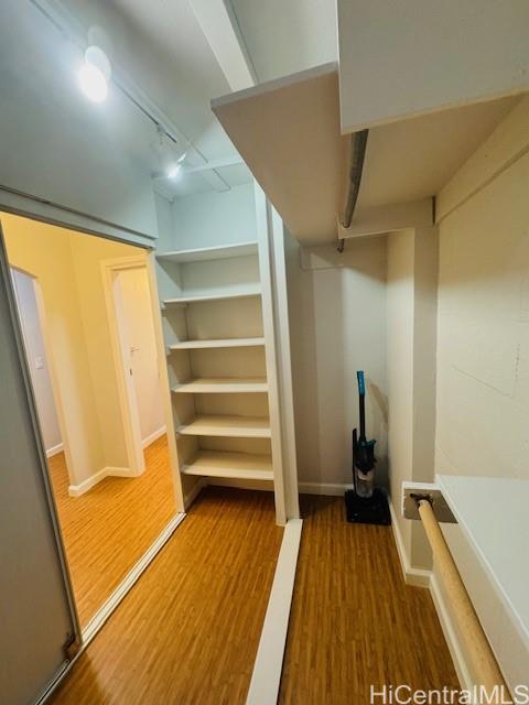 435 Seaside Street Honolulu - Rental - photo 10 of 19