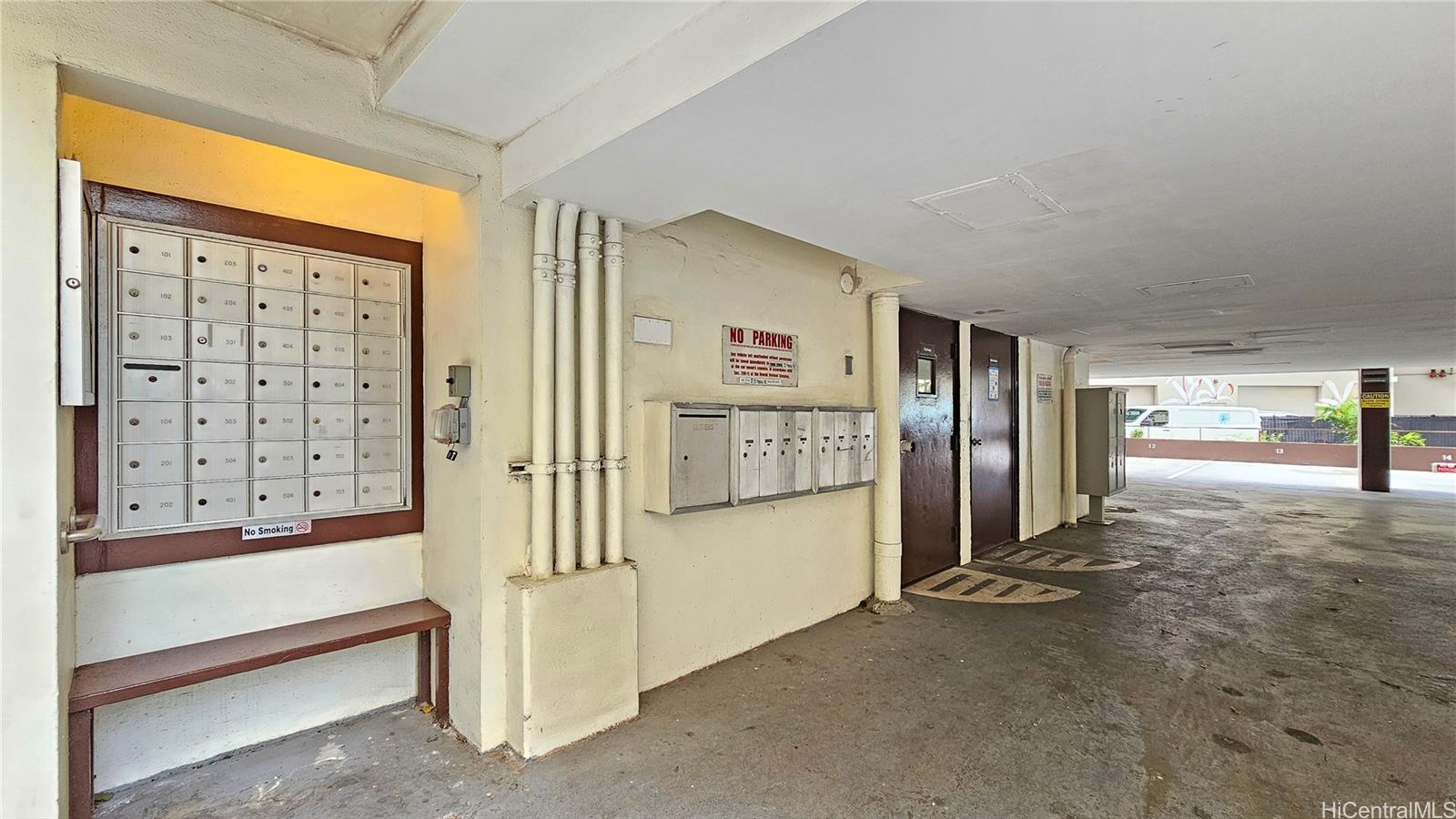 Walina Apts condo # 203, Honolulu, Hawaii - photo 19 of 20