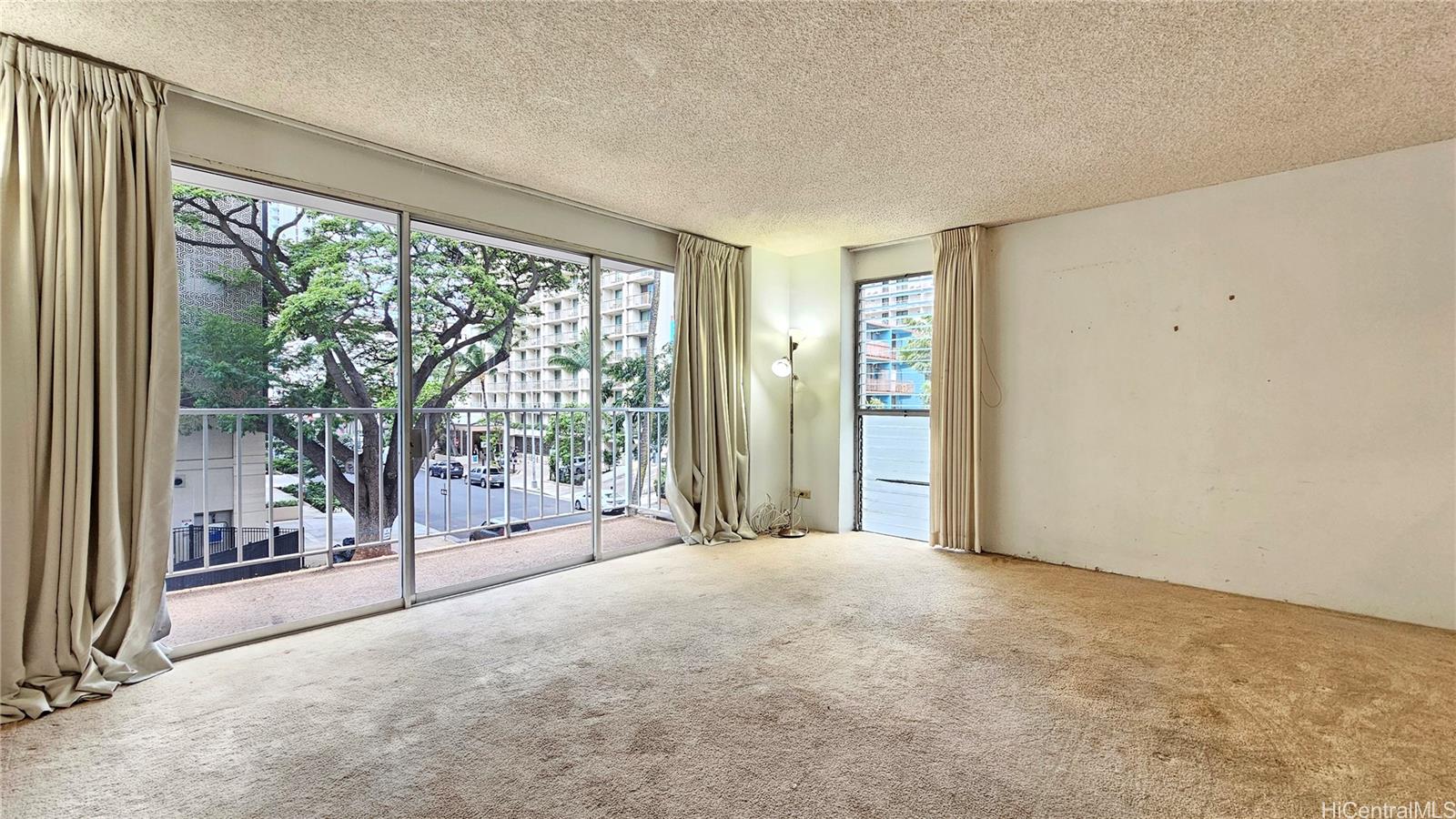 Walina Apts condo # 203, Honolulu, Hawaii - photo 3 of 20