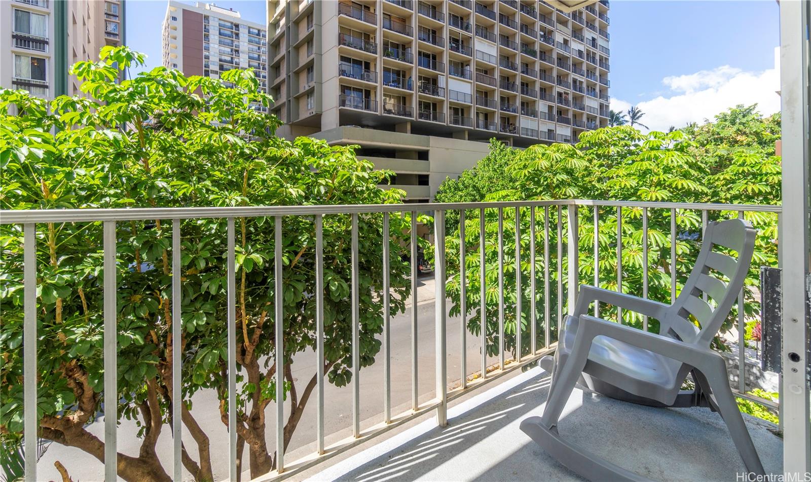 Walina Apts condo # 204, Honolulu, Hawaii - photo 11 of 24