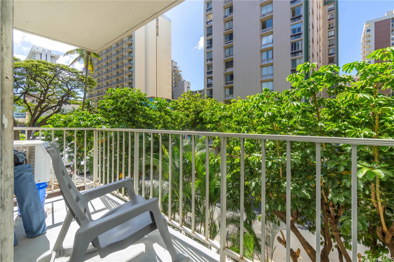 Walina Apts condo # 204, Honolulu, Hawaii - photo 12 of 24