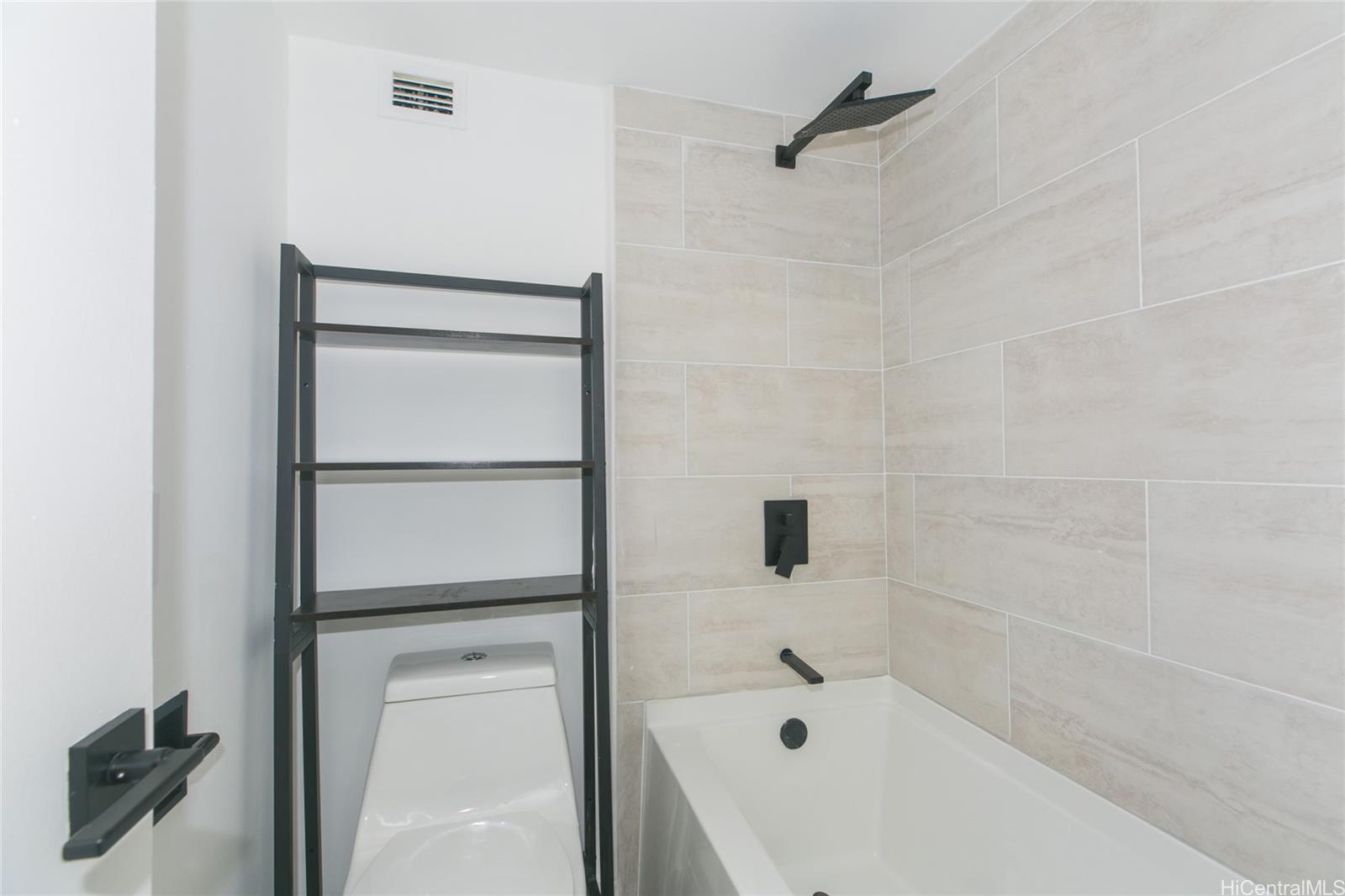 Walina Apts condo # 304, Honolulu, Hawaii - photo 20 of 24