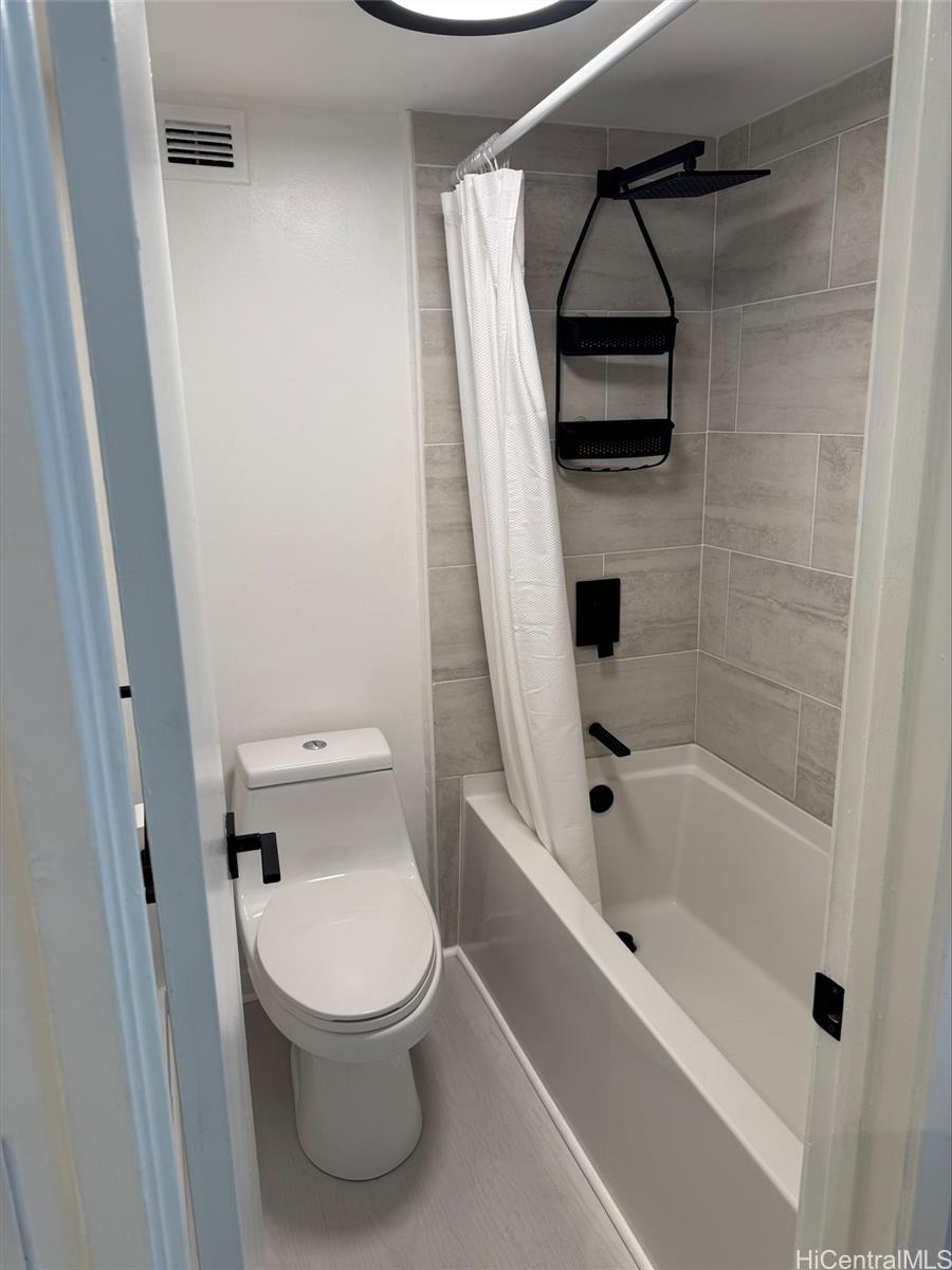 Walina Apts condo # 304, Honolulu, Hawaii - photo 21 of 24