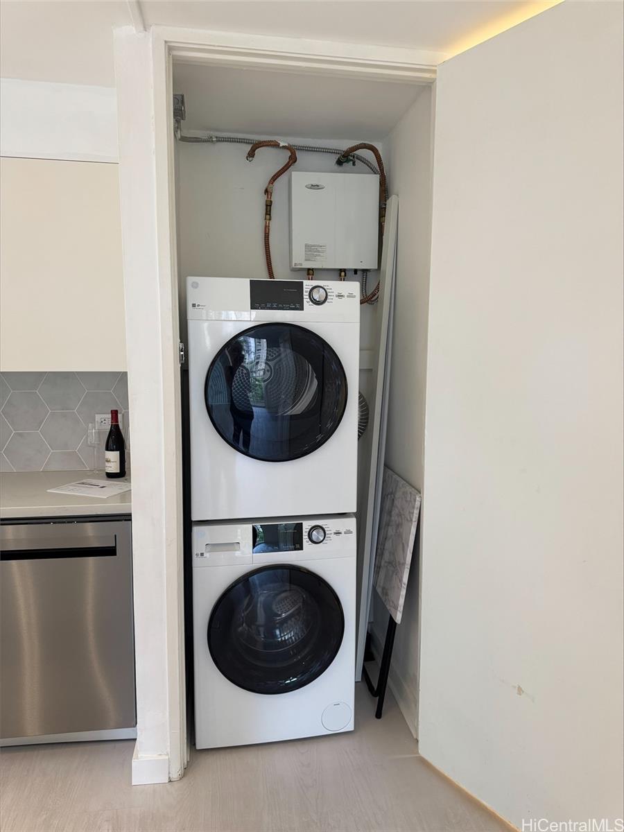 Walina Apts condo # 304, Honolulu, Hawaii - photo 22 of 24