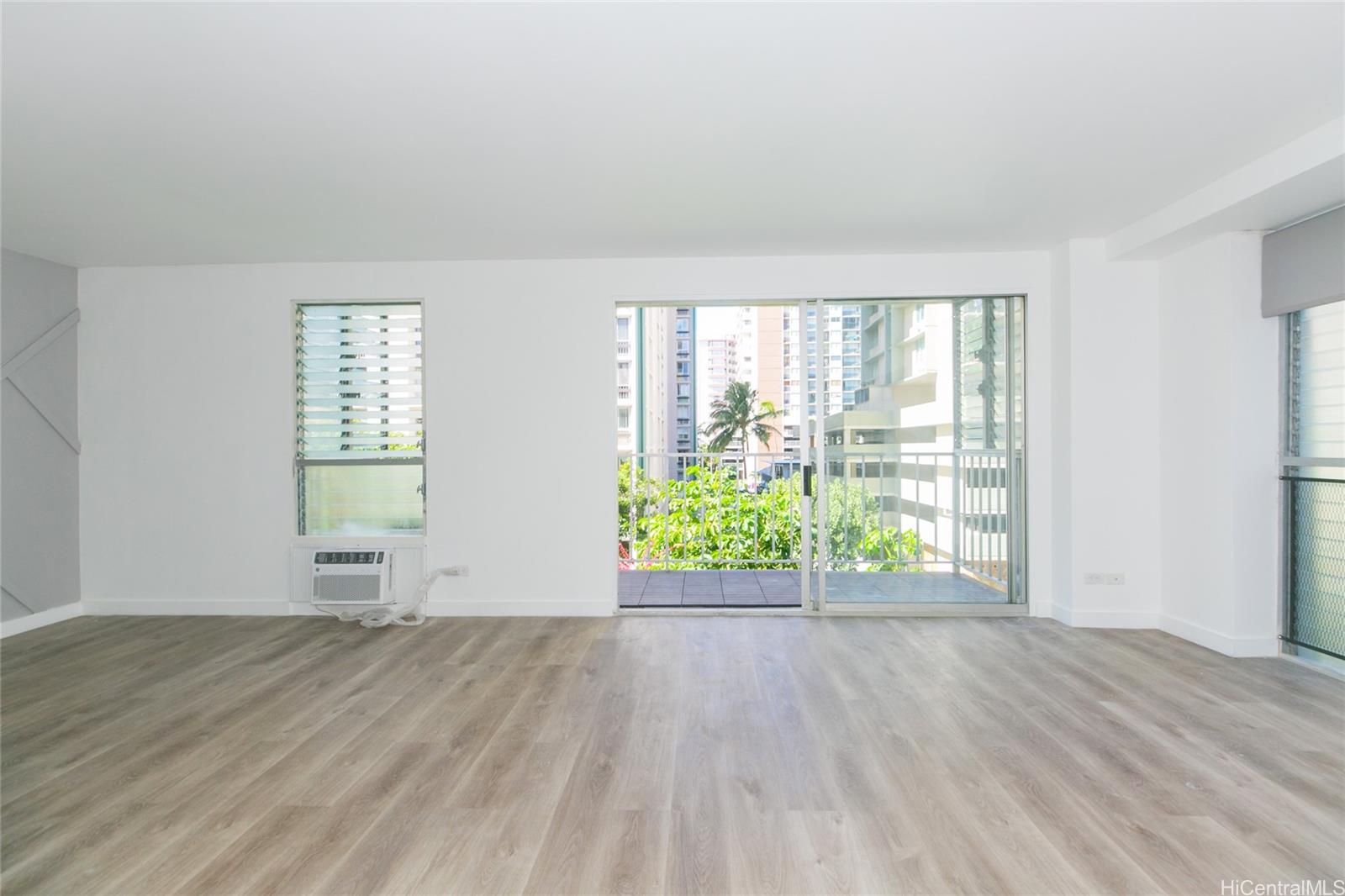 Walina Apts condo # 304, Honolulu, Hawaii - photo 4 of 24