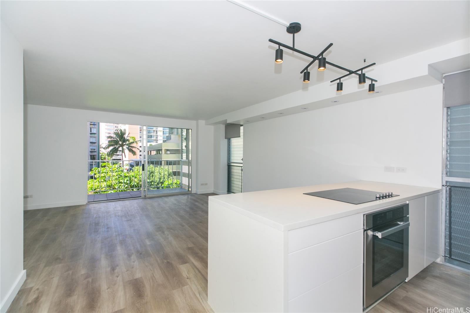 Walina Apts condo # 304, Honolulu, Hawaii - photo 10 of 24