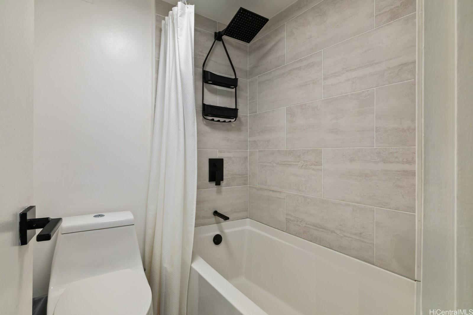 435 Walina Street Honolulu - Rental - photo 14 of 20