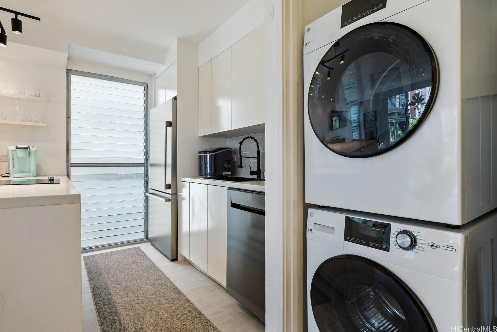 435 Walina Street Honolulu - Rental - photo 15 of 20