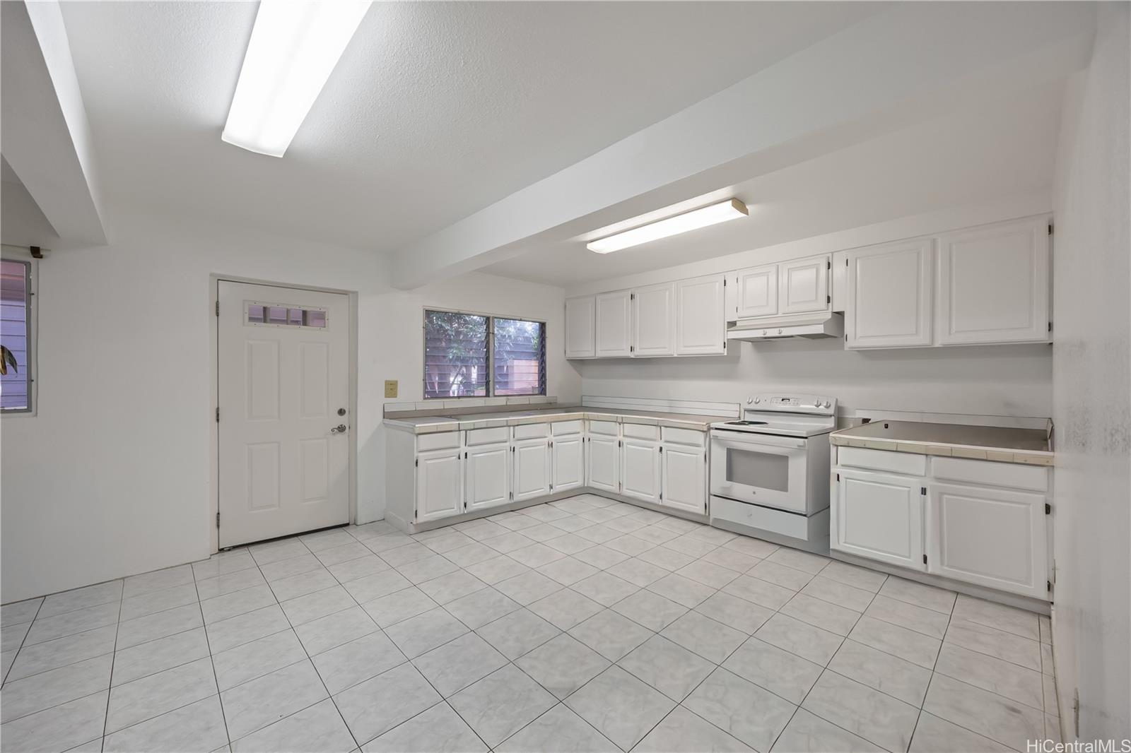 4354  Likini Street Aliamanu, Honolulu home - photo 19 of 25