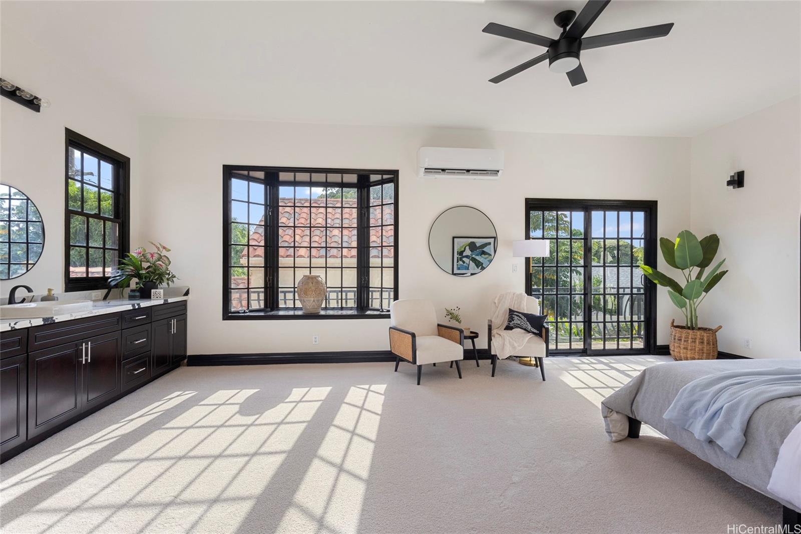 4363  Kilauea Ave Kahala Area, Diamond Head home - photo 15 of 25