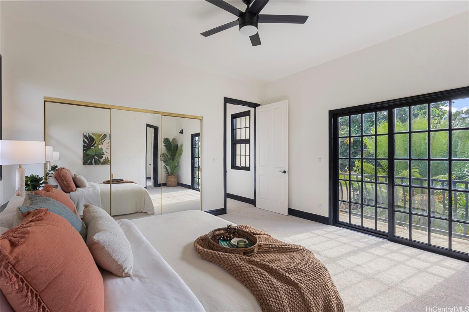 4363  Kilauea Ave Kahala Area, Diamond Head home - photo 22 of 25