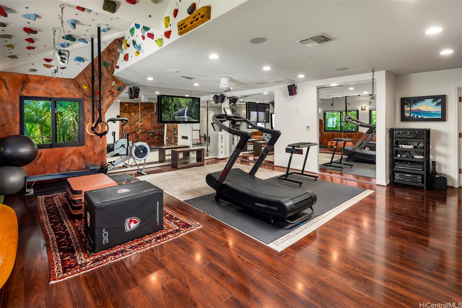 4366  Royal Pl Kahala Area, Diamond Head home - photo 18 of 25