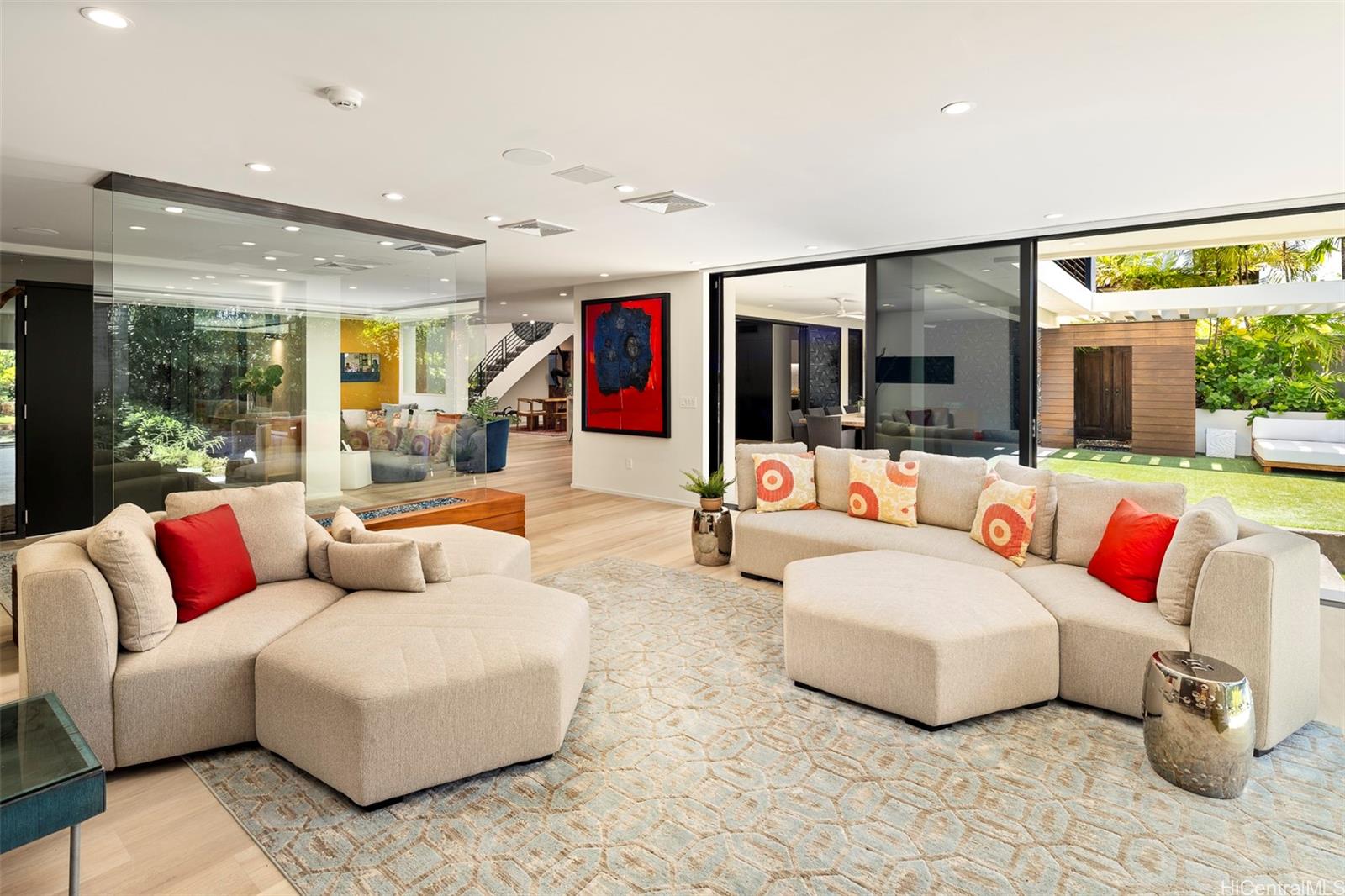 4366  Royal Place Kahala Area, Diamond Head home - photo 5 of 25