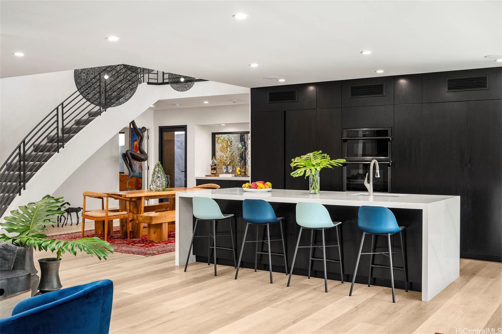 4366  Royal Place Kahala Area, Diamond Head home - photo 7 of 25