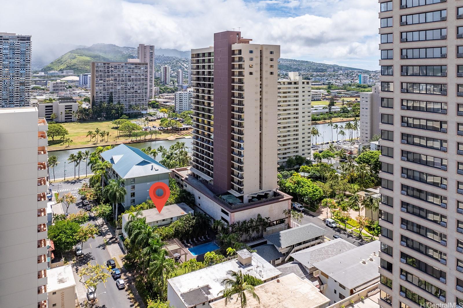 437 Namahana Street Honolulu - Multi-family - photo 4 of 25