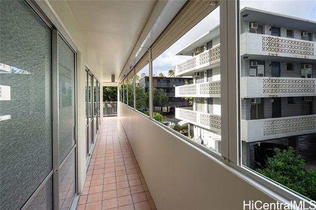 Oahu Surf 2 condo # 201, Honolulu, Hawaii - photo 2 of 21