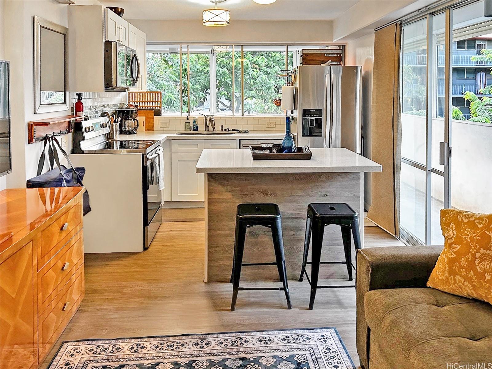 Oahu Surf 2 condo # 201, Honolulu, Hawaii - photo 3 of 21