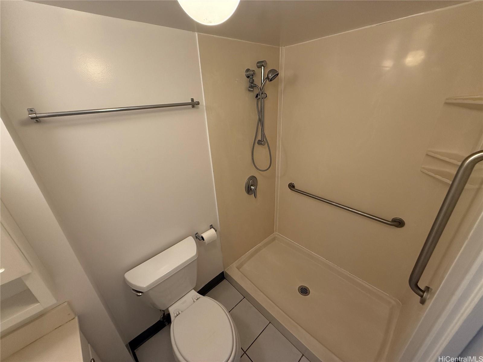 439 Keoniana Street Honolulu - Rental - photo 11 of 19