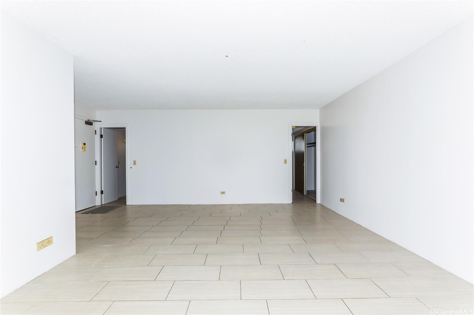 Oahu Surf 2 condo # 504, Honolulu, Hawaii - photo 4 of 23