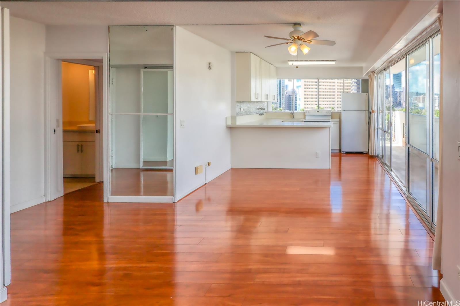 439 Keoniana Street Honolulu - Rental - photo 2 of 21