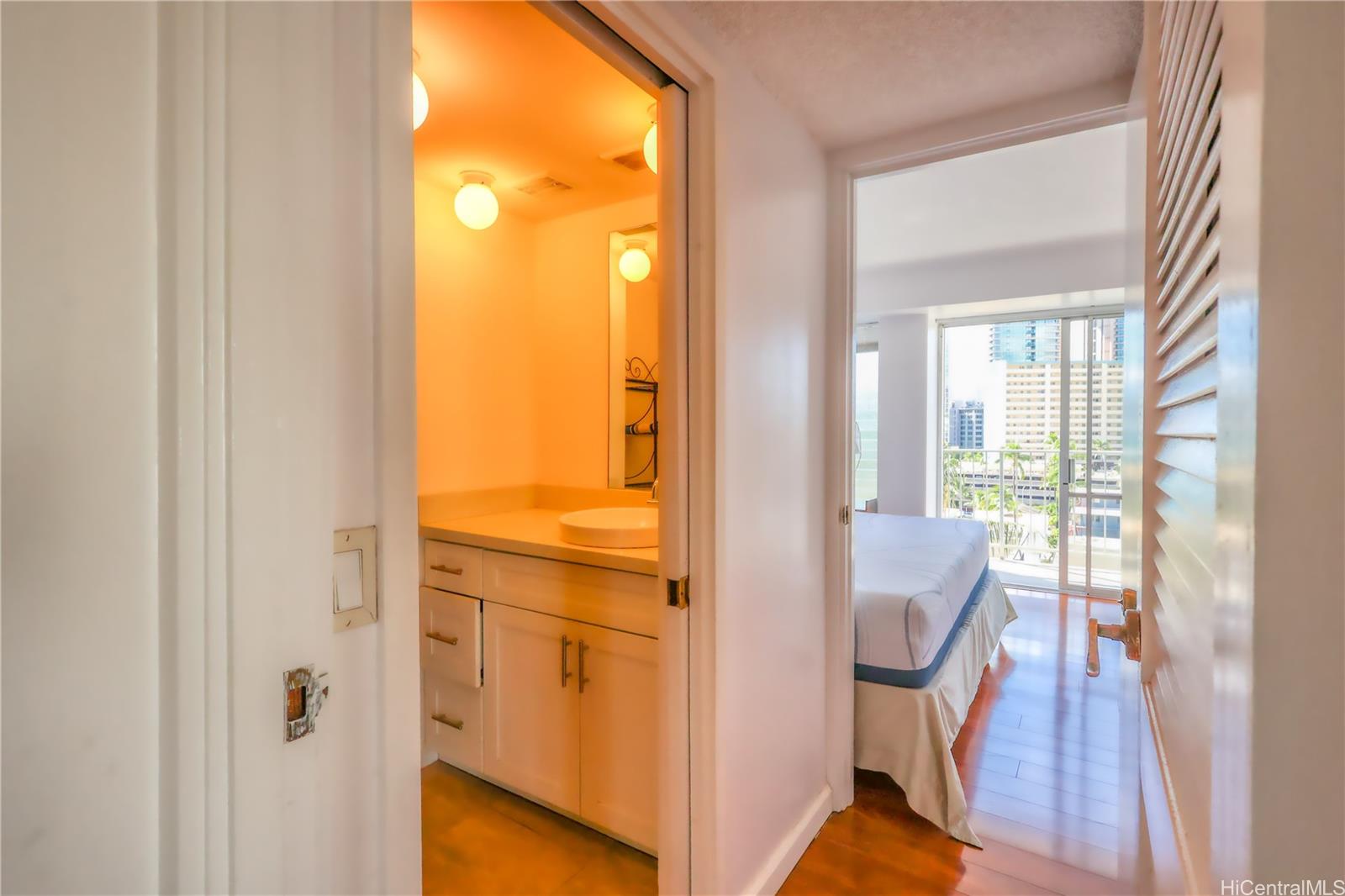 439 Keoniana Street Honolulu - Rental - photo 10 of 21