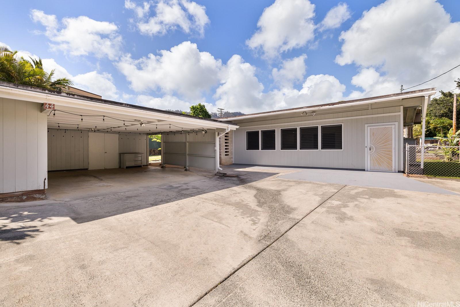 44  Akamu Place Nuuanu Area, Honolulu home - photo 2 of 25