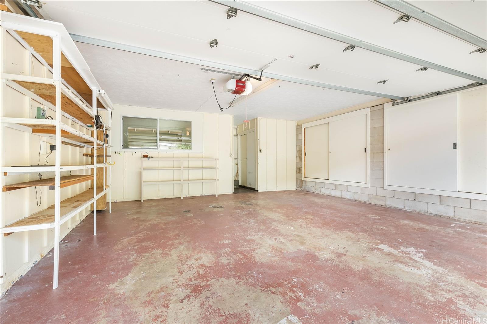 440  Halaki Street Niu Valley, Diamond Head home - photo 18 of 24