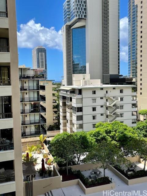 440 Lewers Street Honolulu - Rental - photo 2 of 9