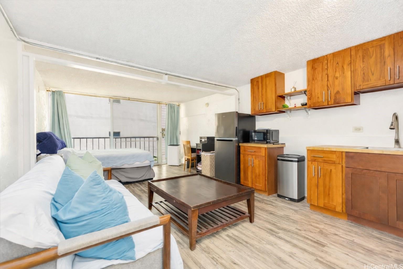 Kailani condo # 402, Honolulu, Hawaii - photo 8 of 17