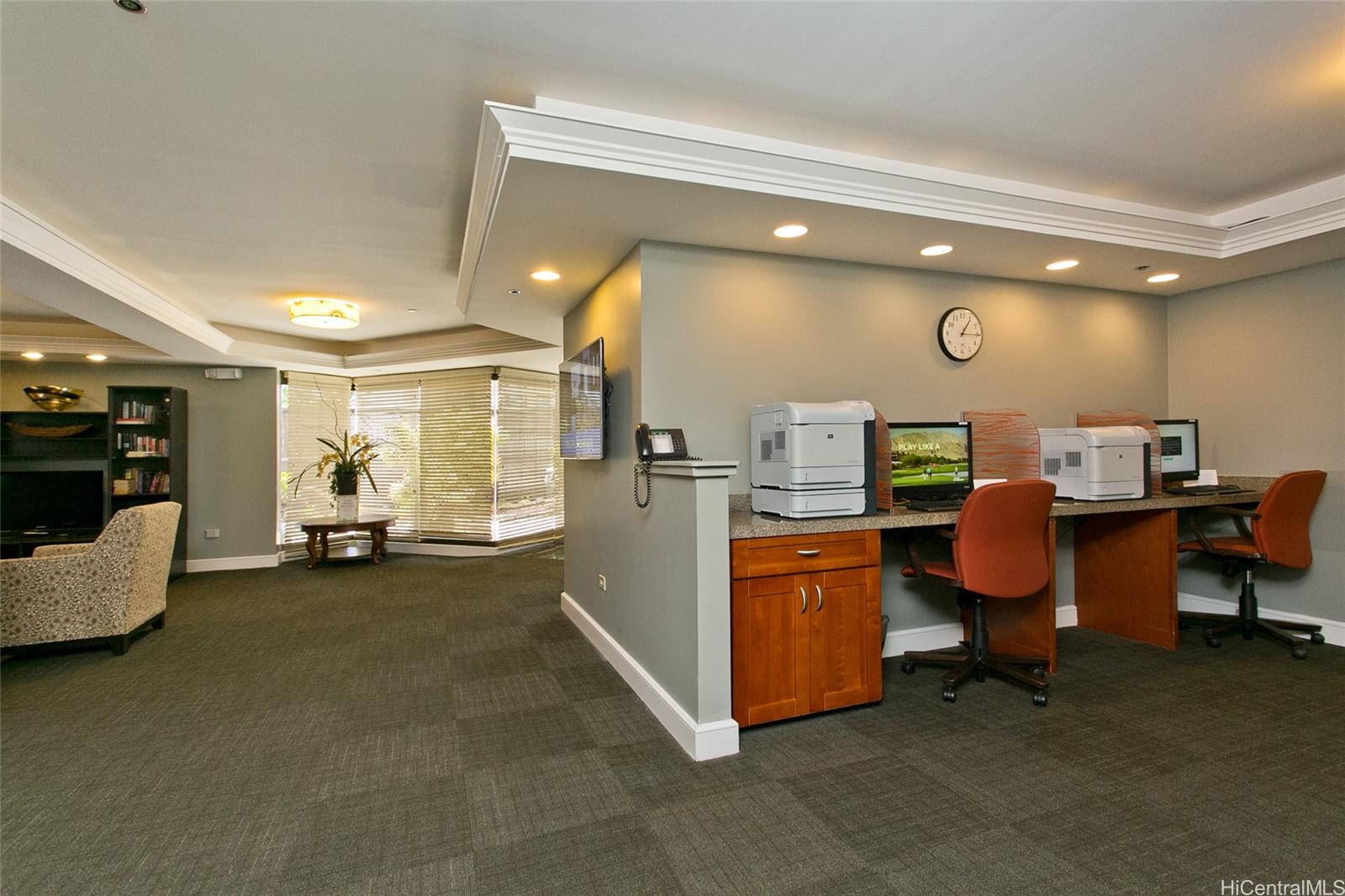 Royal Garden At Waikiki condo # 1705, Honolulu, Hawaii - photo 12 of 18