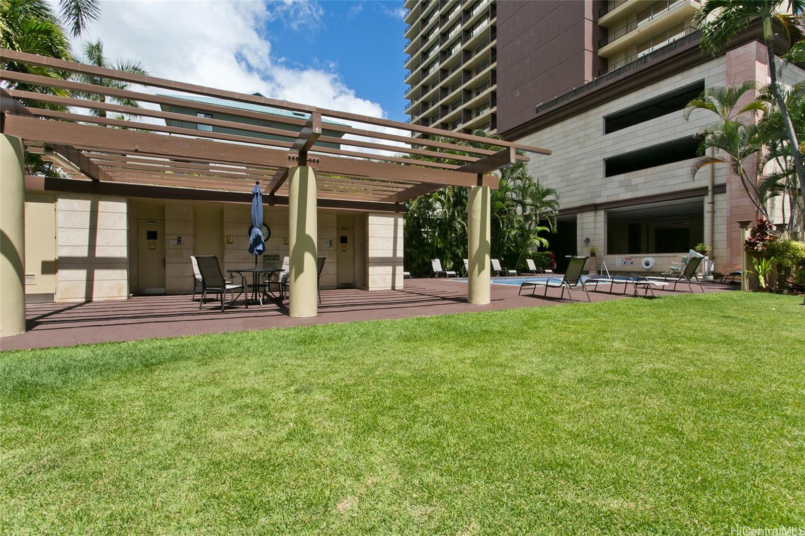 Royal Garden At Waikiki condo # 1705, Honolulu, Hawaii - photo 15 of 18