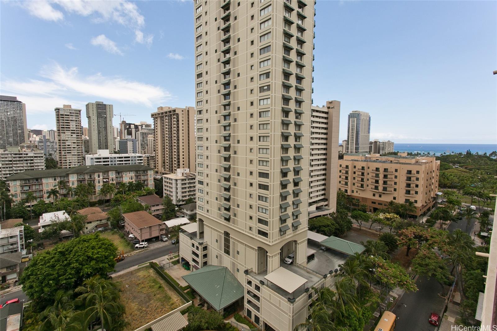 Royal Garden At Waikiki condo # 1705, Honolulu, Hawaii - photo 7 of 18