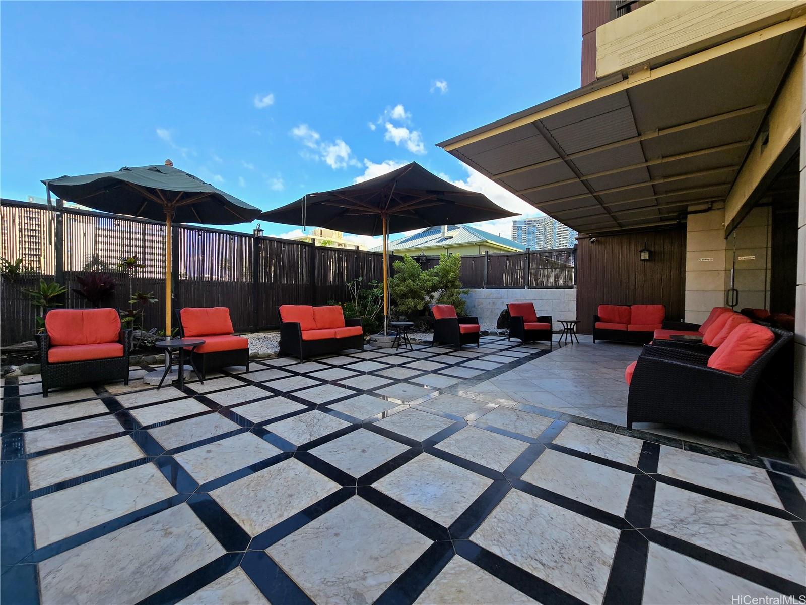 Royal Garden At Waikiki condo # 1711, Honolulu, Hawaii - photo 21 of 23