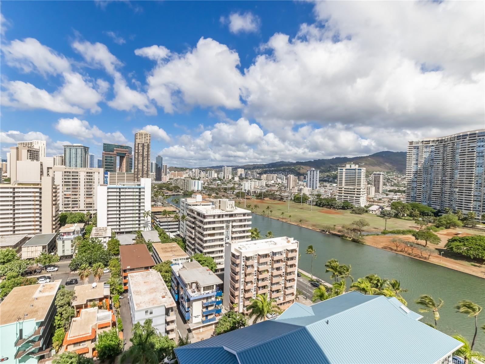 Royal Garden At Waikiki condo # 1804, Honolulu, Hawaii - photo 11 of 16