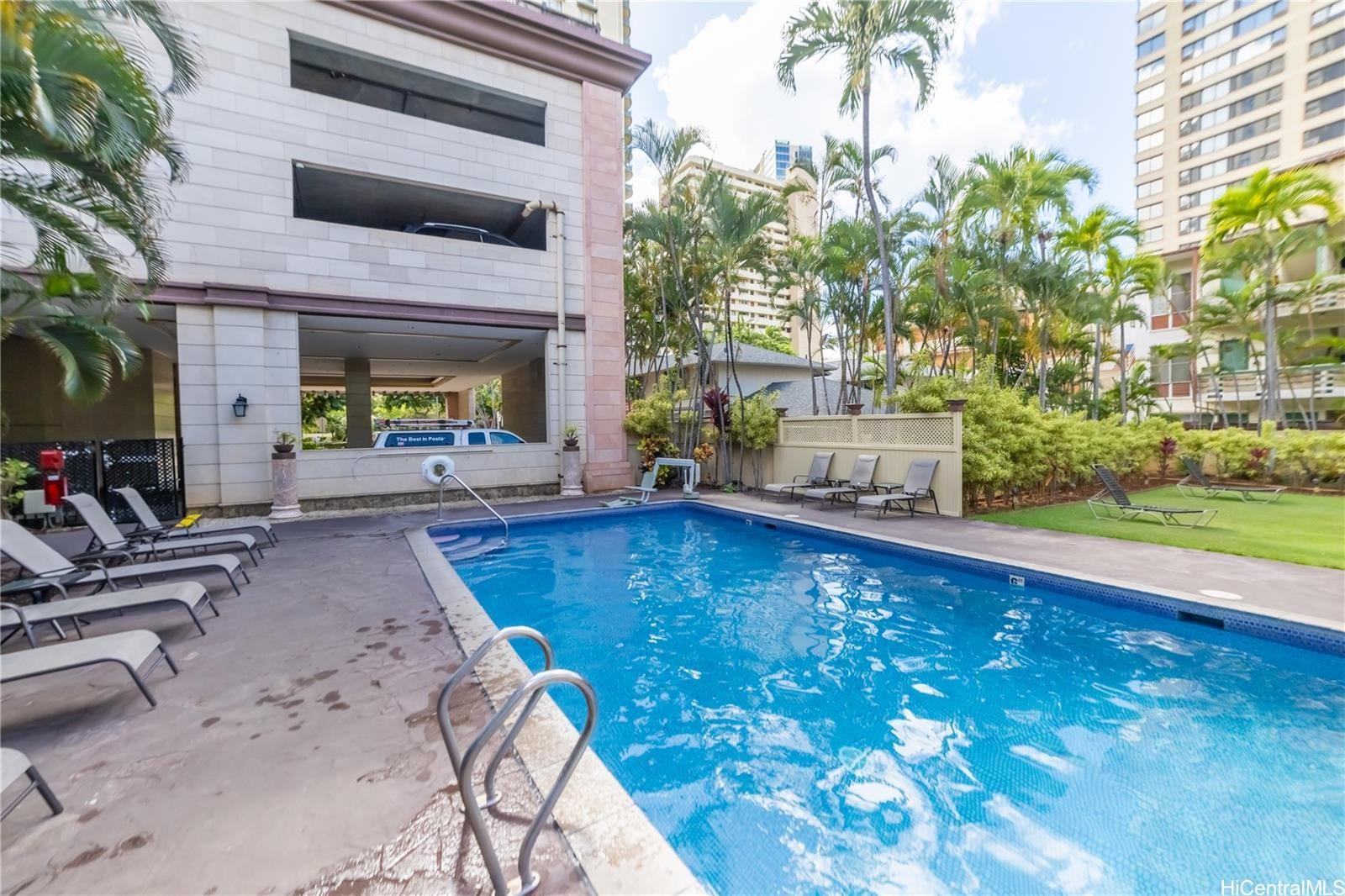 Royal Garden At Waikiki condo # 1804, Honolulu, Hawaii - photo 15 of 16