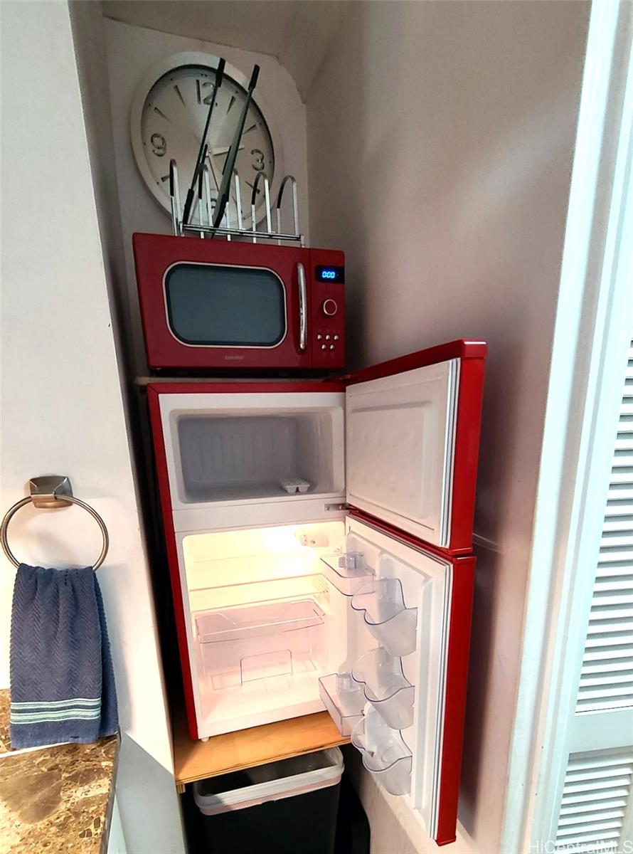 Royal Garden At Waikiki condo # 1808, Honolulu, Hawaii - photo 13 of 25